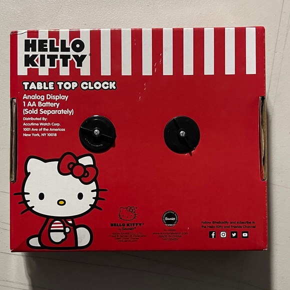 Hello Kitty by Sanrio Table Top Clock  - New - Picture 2 of 6